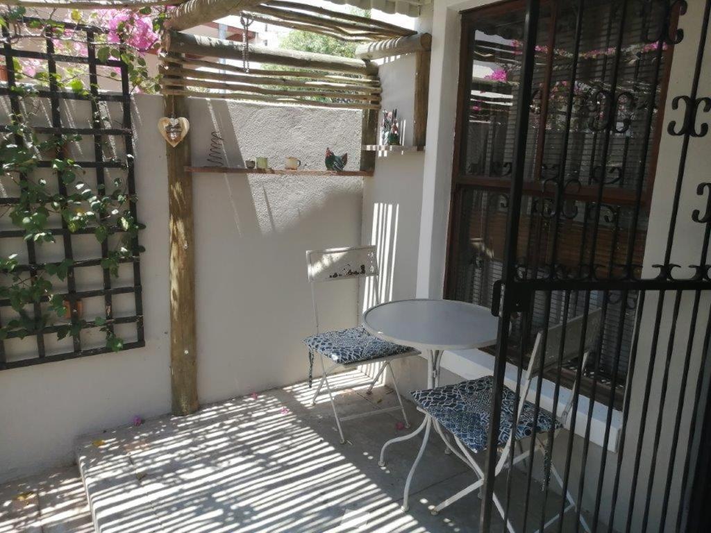 Peace Cottage มอนตากู ภายนอก รูปภาพ
