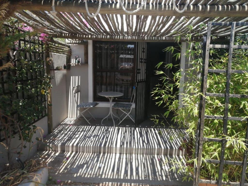 Peace Cottage มอนตากู ภายนอก รูปภาพ